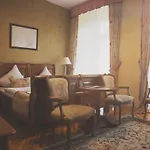 Pałac Brunów Lwowek Slaski