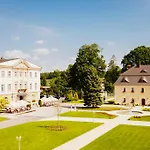 Hotel apartamentowy Pałac Brunów 4*