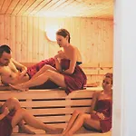 Palac Brunow - Wellness & Aparthotel Lwowek Slaski