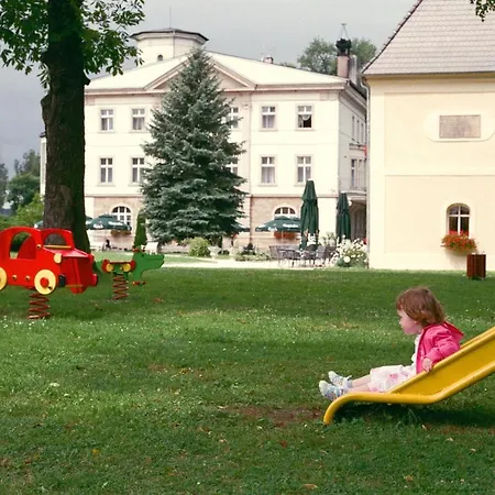Schloss Braunau 4* Löwenberg in Schlesien