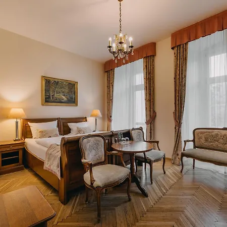 Palac Brunow - Wellness & 4*