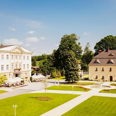 Aparthotel Palac Brunow - Wellness & 4*