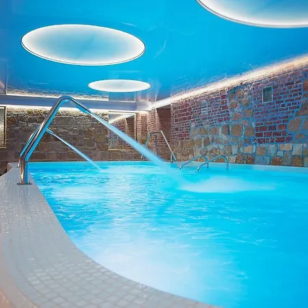 מלון דירות Palac Brunow - Wellness & לבובק שלאוסקי