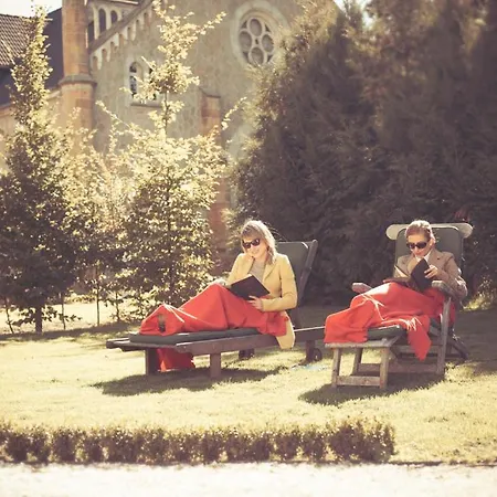 Palac Brunow - Wellness & Lwowek Slaski