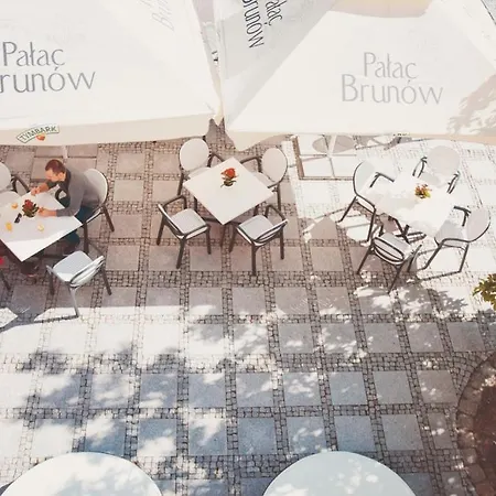 Palac Brunow - Wellness & Aparthotel Lwówek Śląski