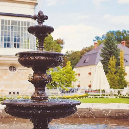 Schloss Braunau Aparthotel