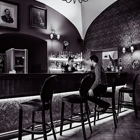 Schloss Braunau Aparthotel 4*