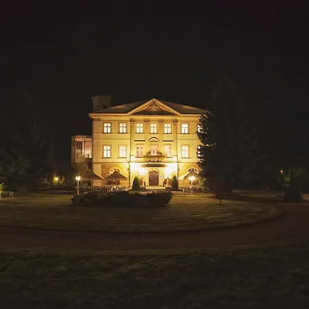 Aparthotel Schloss Braunau