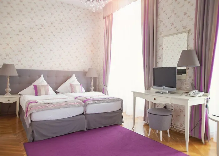 Palac Brunow - Wellness & Lwowek Slaski