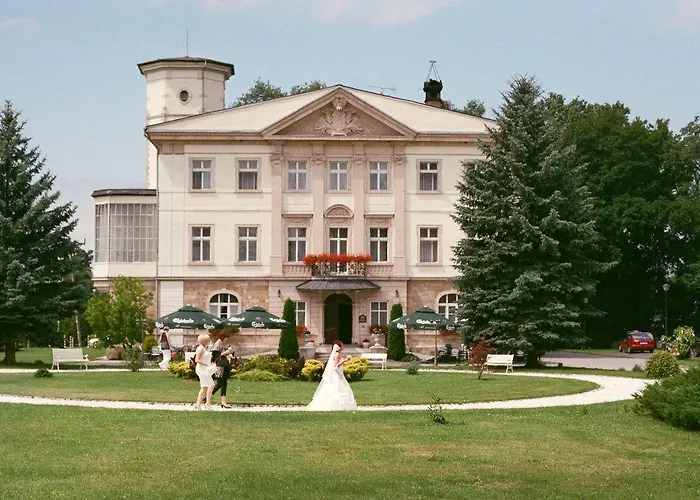 Palac Brunow - Wellness & 4*