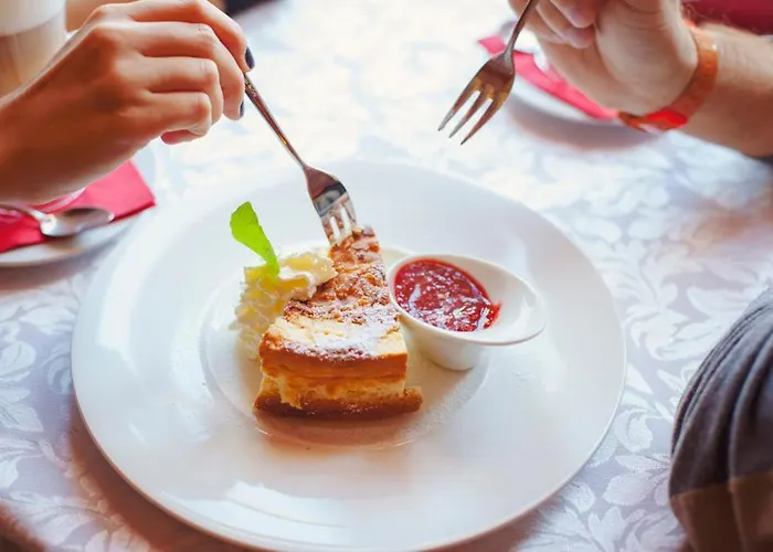 Palac Brunow - Wellness & Aparthotel Lwowek Slaski